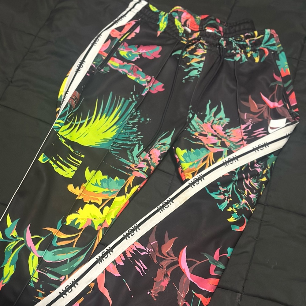 Nike Sports Wear Floral Joggers
